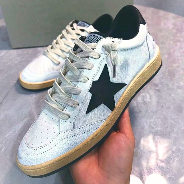 Sapatilhas Golden Goose Super-Star - Brancas e Pretas